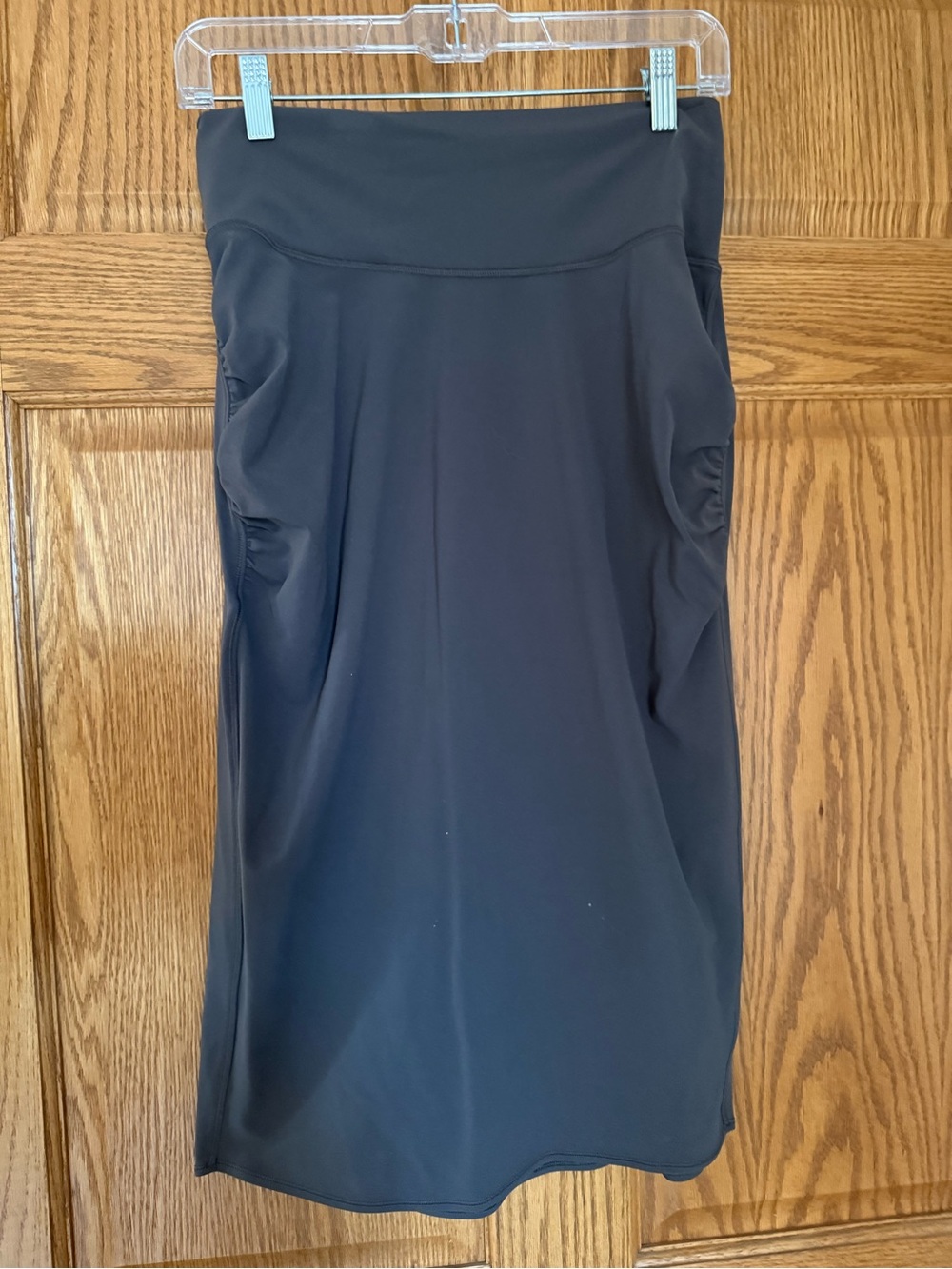 Athleta Transcend Skirt in Dark Charcoal Gray